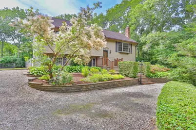 2 Robin Rd, Sandwich, MA 02563 - Photo 5