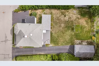 4 Longfellow St, Beverly, MA 01915 - Photo 35