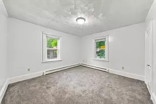 28 S Warren St, Haverhill, MA 01835 - Photo 31