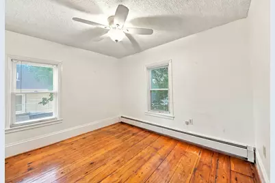 28 S Warren St, Haverhill, MA 01835 - Photo 11