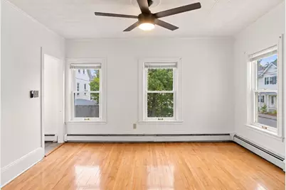 28 S Warren St, Haverhill, MA 01835 - Photo 7