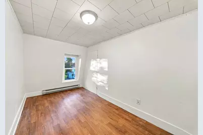28 S Warren St, Haverhill, MA 01835 - Photo 17
