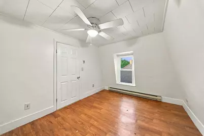 28 S Warren St, Haverhill, MA 01835 - Photo 15