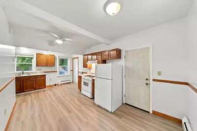 28 S Warren St, Haverhill, MA 01835 - Photo 23