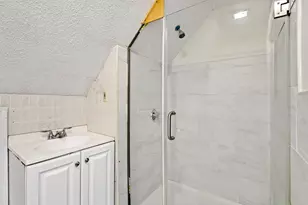 23-25 Burtt St, Lowell, MA 01851 - Photo 35