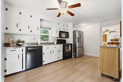 222 Cambridge Road, Woburn, MA 01801 - Photo 7