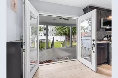 42 Ringgold St, Springfield, MA 01107 - Photo 11