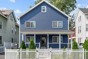42 Ringgold St, Springfield, MA 01107 - Photo 1