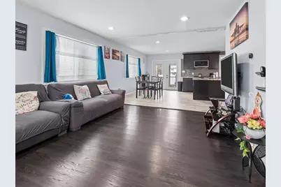 42 Ringgold St, Springfield, MA 01107 - Photo 5
