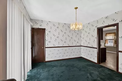 35 Lorraine St, Chicopee, MA 01013 - Photo 19