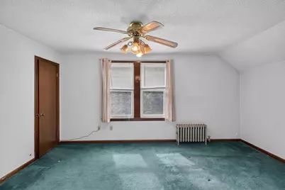 35 Lorraine St, Chicopee, MA 01013 - Photo 29