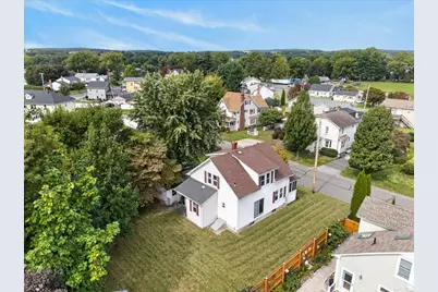 35 Lorraine St, Chicopee, MA 01013 - Photo 37