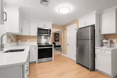 39 Robin Rd, Wakefield, MA 01880 - Photo 15