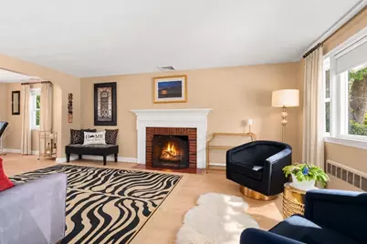 39 Robin Rd, Wakefield, MA 01880 - Photo 5