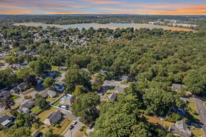 39 Robin Rd, Wakefield, MA 01880 - Photo 33