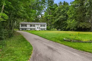 41 Woodland Rd, Uxbridge, MA 01569 - Photo 1