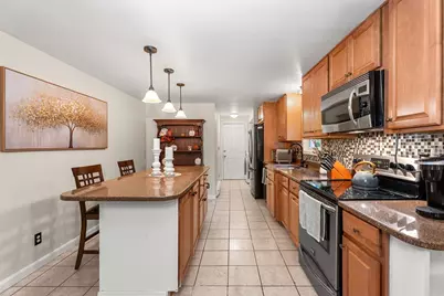 41 Woodland Rd, Uxbridge, MA 01569 - Photo 5