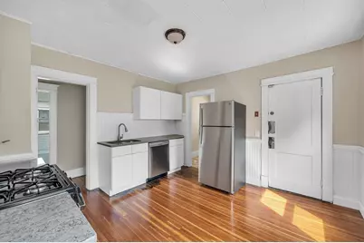 201-203 College St, Springfield, MA 01109 - Photo 3