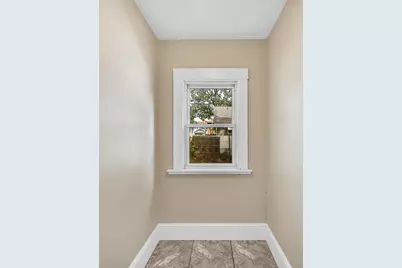 201-203 College St, Springfield, MA 01109 - Photo 7