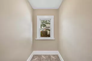 201-203 College St, Springfield, MA 01109 - Photo 7