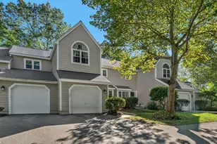 45 Bishops Forest Dr, Waltham, MA 02452 - Photo 3