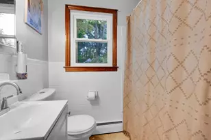 1 Elm St, Oxford, MA 01540 - Photo 9