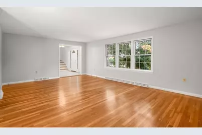15 Sheridan Road, Andover, MA 01810 - Photo 5