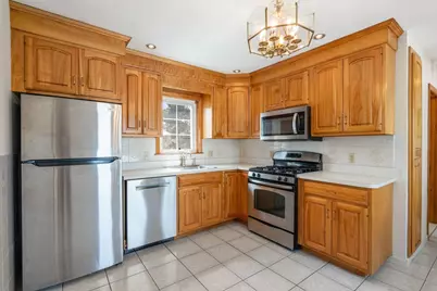 19 Penn St, Quincy, MA 02169 - Photo 7