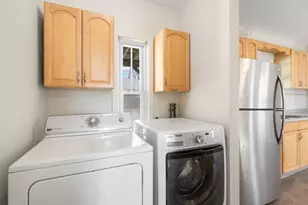 19 Penn St, Quincy, MA 02169 - Photo 33