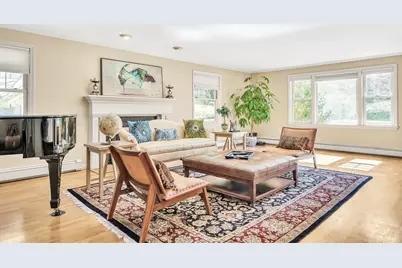 9 Solomon Pierce Rd, Lexington, MA 02420 - Photo 5