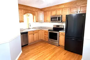 655 Pleasant St, Weymouth, MA 02189 - Photo 3