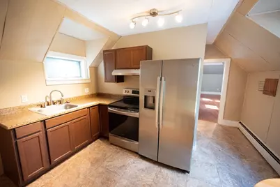 564 Fairmount St, Fitchburg, MA 01420 - Photo 7