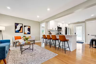 134 Washington St, Melrose, MA 02176 - Photo 5