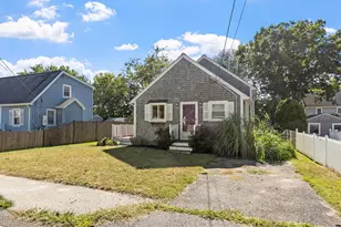 103 Allan St, Marshfield, MA 02050 - Photo 1