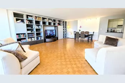 45 Longwood Ave #705, Brookline, MA 02446 - Photo 3