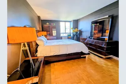 45 Longwood Ave #705, Brookline, MA 02446 - Photo 17