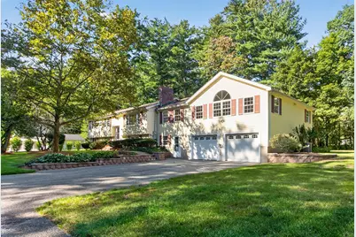 41 Buckingham Drive, Billerica, MA 01821 - Photo 1