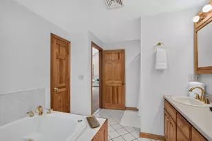 41 Buckingham Dr, Billerica, MA 01821 - Photo 21