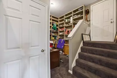 49 Shirley St, New Bedford, MA 02746 - Photo 25