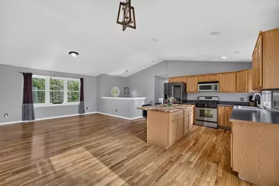 49 Shirley St, New Bedford, MA 02746 - Photo 3