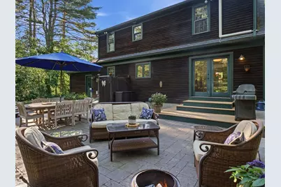 1294 Glebe St, Taunton, MA 02780 - Photo 7