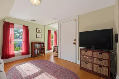42 Cedar St #3, Somerville, MA 02143 - Photo 9