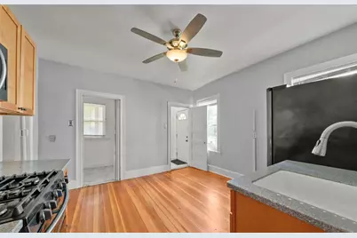 69 Mountain Ave, Boston, MA 02124 - Photo 9