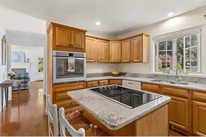 39 Spinnaker Ln, Bourne, MA 02559 - Photo 9