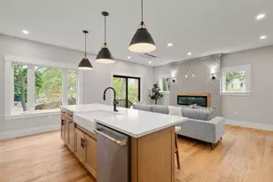 73 Mystic St, Arlington, MA 02474 - Photo 9
