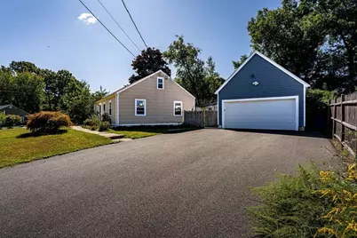 201 Stoughton St, Stoughton, MA 02072 - Photo 5