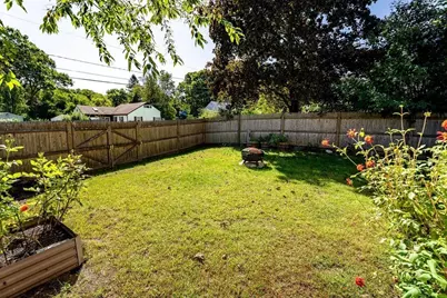 201 Stoughton St, Stoughton, MA 02072 - Photo 17