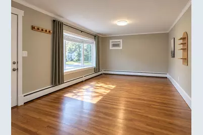 347 Lexington St, Woburn, MA 01801 - Photo 3