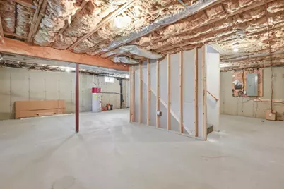 37 Wells St, Springfield, MA 01104 - Photo 31