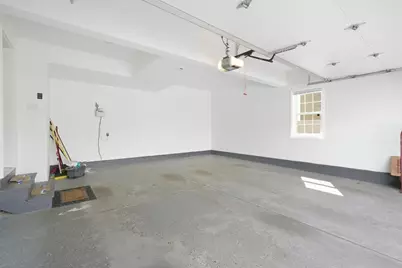 37 Wells St, Springfield, MA 01104 - Photo 33